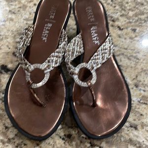 White House / Black Market Sandals GOOD CONDITION